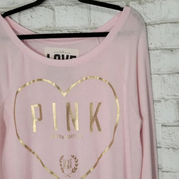 PINK Victoria's Secret Logo Long Sleeve Lightweight Sweatshirt - Picture 3 of 9